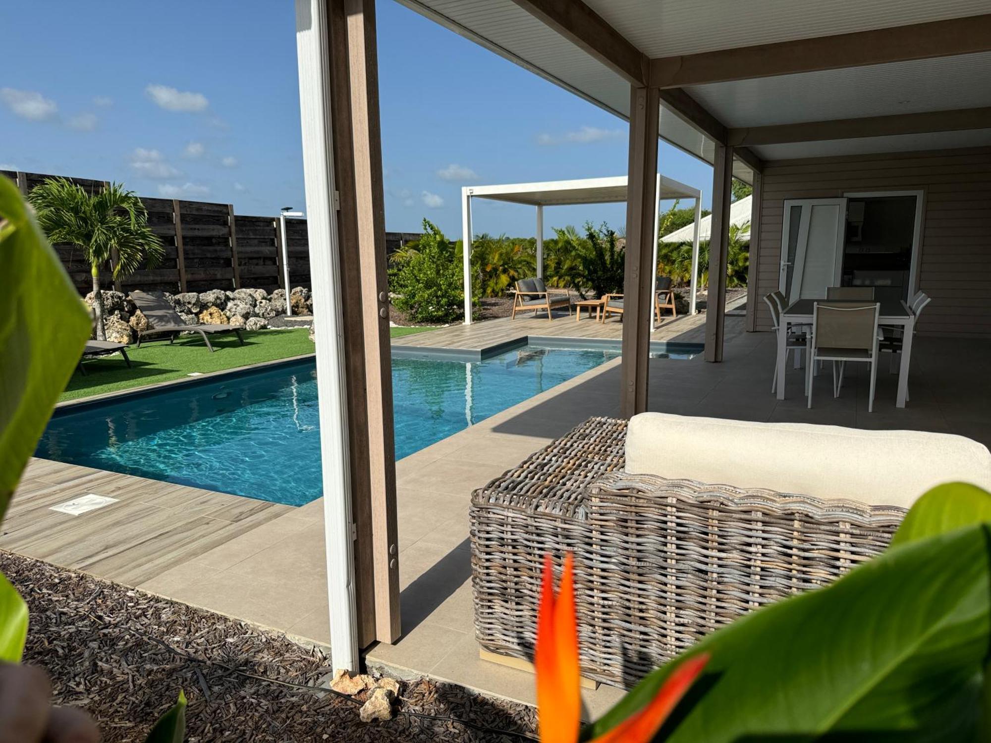 Nakolodge - 2 Chambres -Piscine Et Jardin Privatifs Sainte-Anne  Extérieur photo